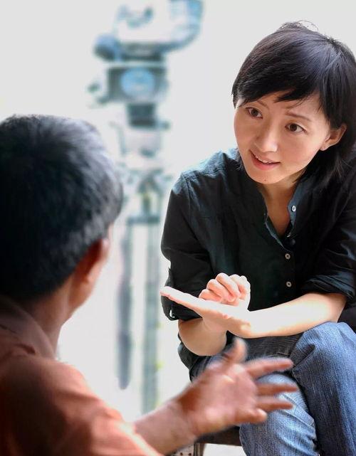 柴静女主播有风度