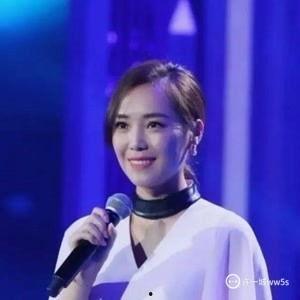 歌手云朵个人资料,歌声如云，温暖心灵的音乐使者